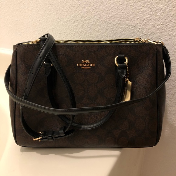 ‼️SOLD‼️ Coach Mini Signature Satchel - Picture 1 of 8